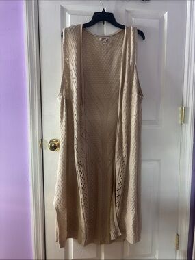 Beige Sleeveless Open Knit Duster